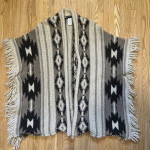Cozy Knit Fringe Cardigan - Black and Gray